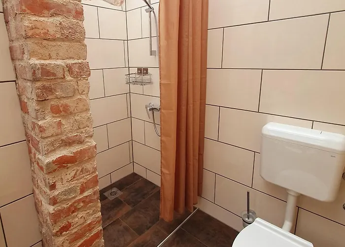 Kemping Uebernachtung In Unserem Wohnwagen Gračac