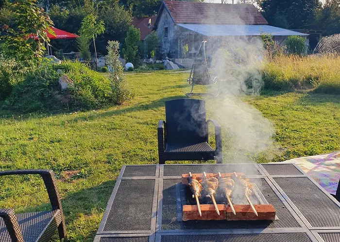 Uebernachtung In Unserem Wohnwagen Gračac